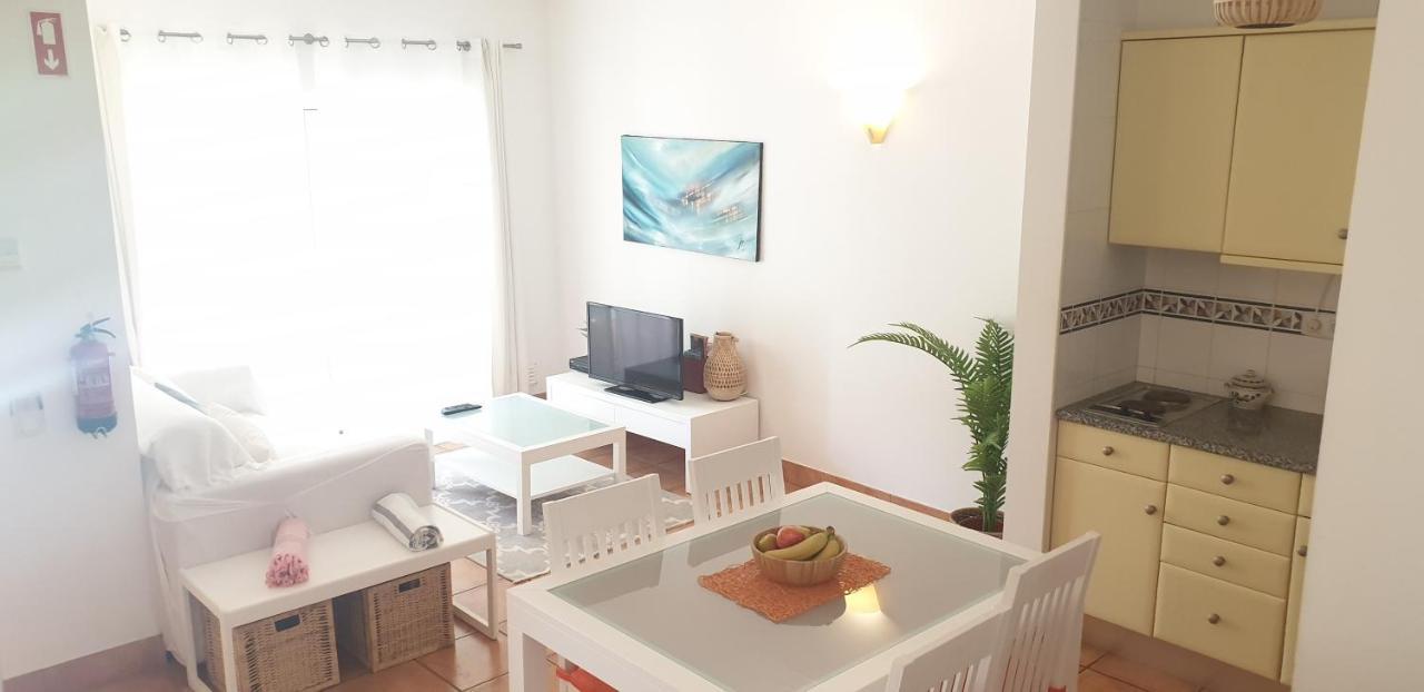 Apartment Vila Mos In Porto Mos Beach Lagos Extérieur photo