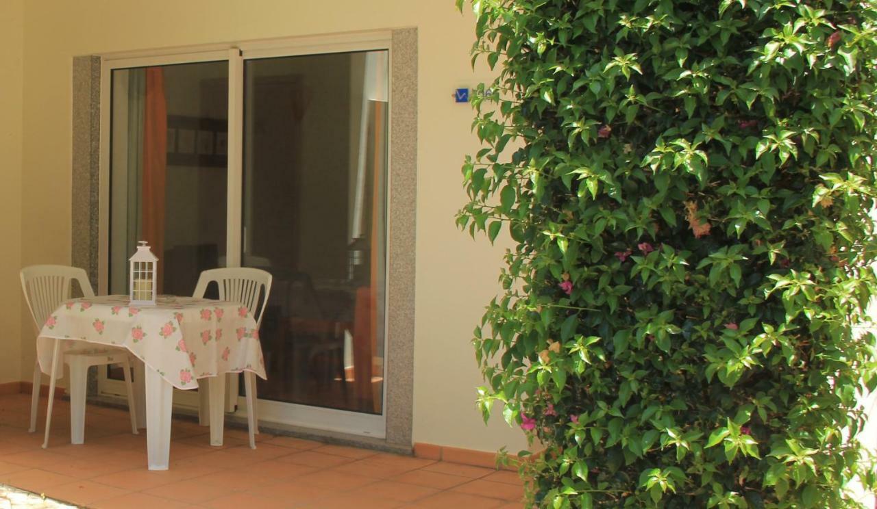 Apartment Vila Mos In Porto Mos Beach Lagos Extérieur photo